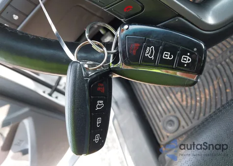 2015 Hyundai Santa Fe Sport 2.0L Turbo from USA, damaged, VIN 5XYZW4LA6FG250122